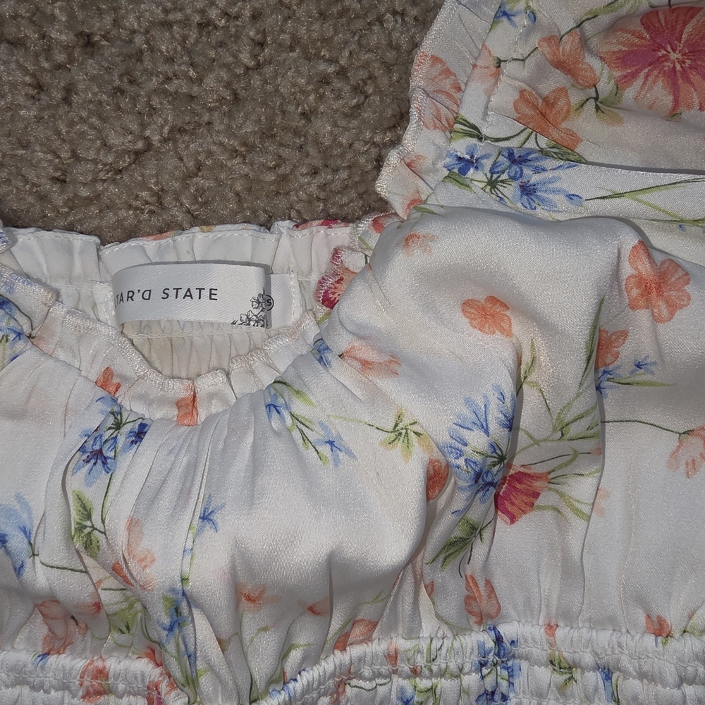 Altar'd State Floral Romper with Puff Sleeves - Picture 3 of 4